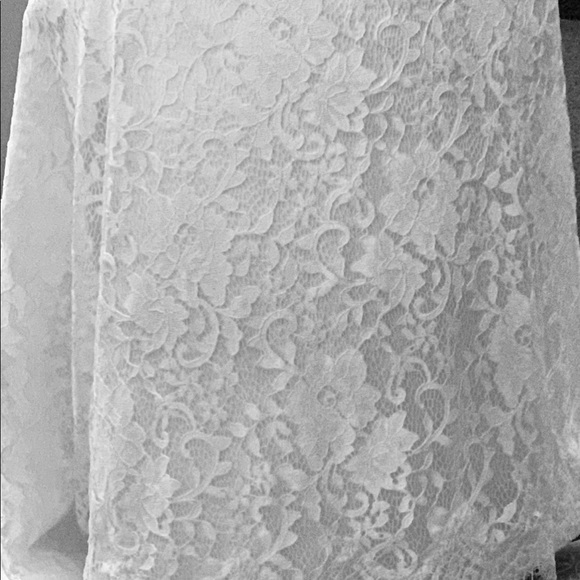 Wedding Dress - Picture 7 of 9